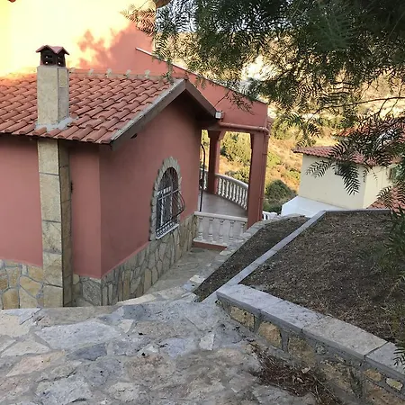 Villa Sanny Yenifoca