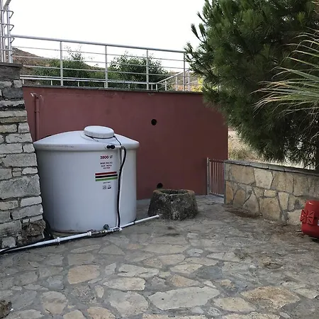 Sanny Villa